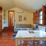3 Bedroom Pet Friendly In Arezzo