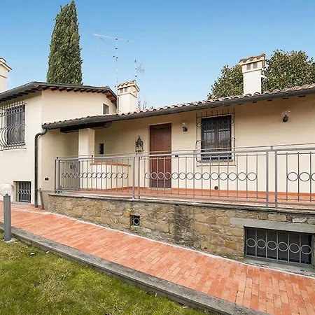 3 Bedroom Pet Friendly In