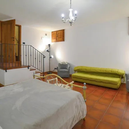 3 Bedroom Pet Friendly In Prázdninový dům *